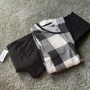 Black and white pjs from old navy